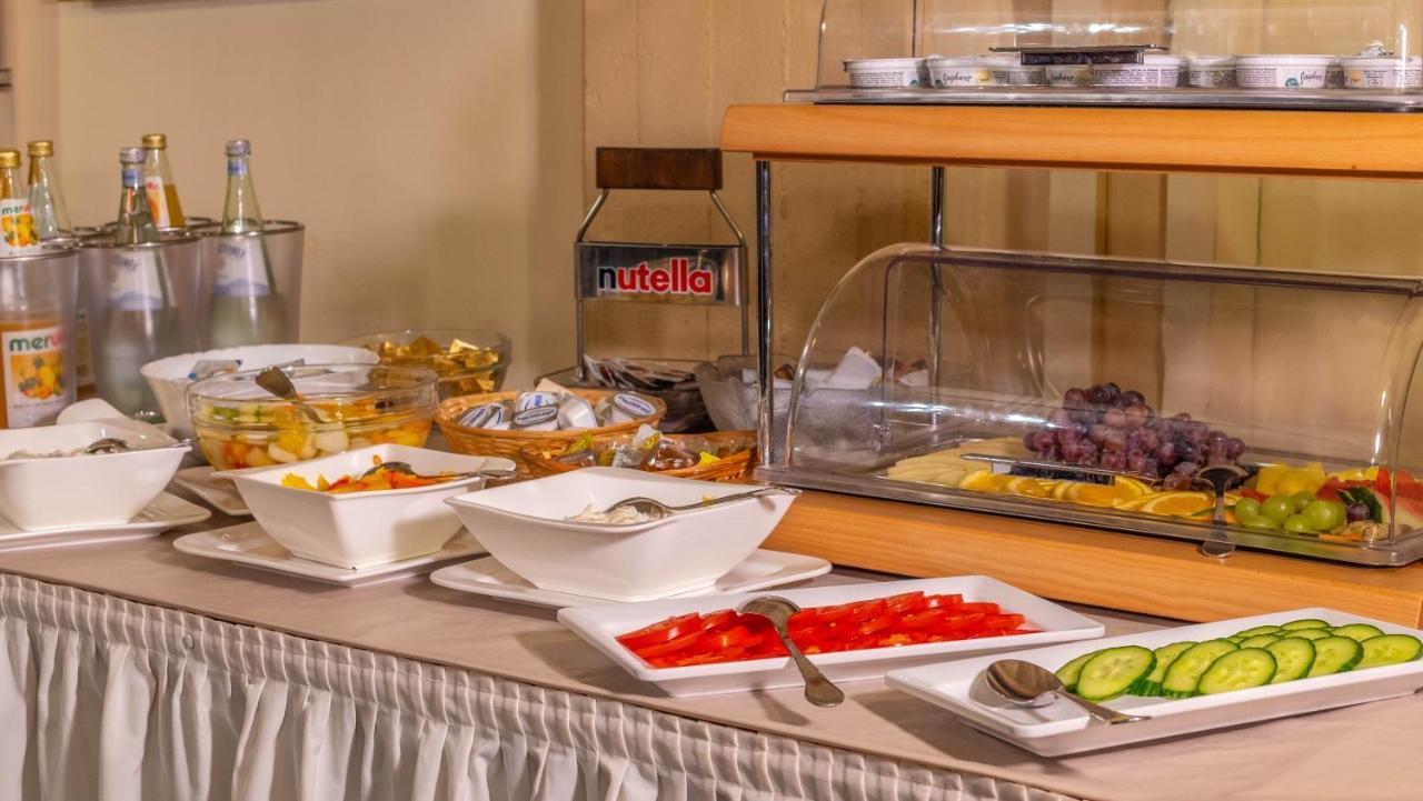 Hotel Gutenberger Lübeck Kültér fotó